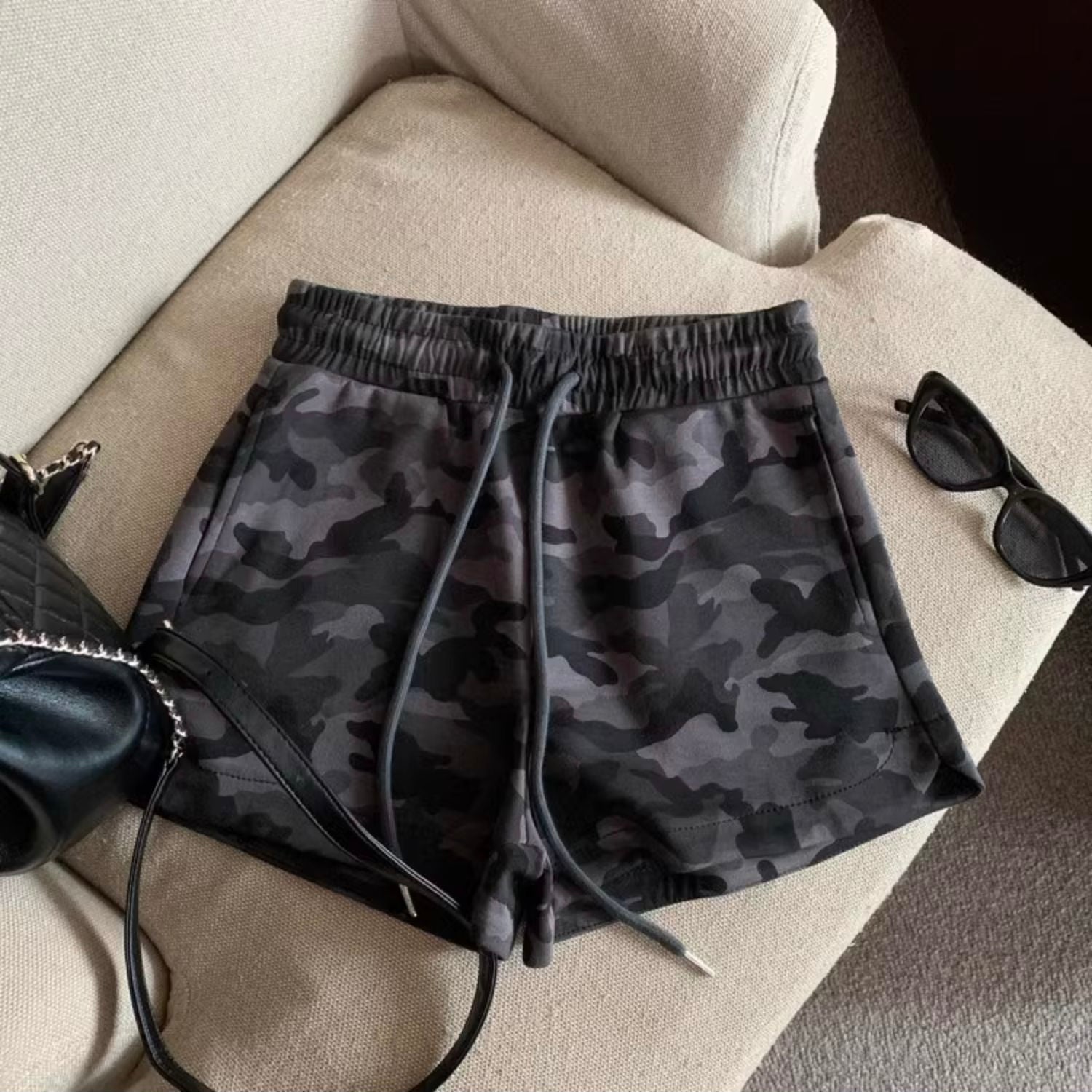 ストリート系 迷彩ショートパンツ SS-000364