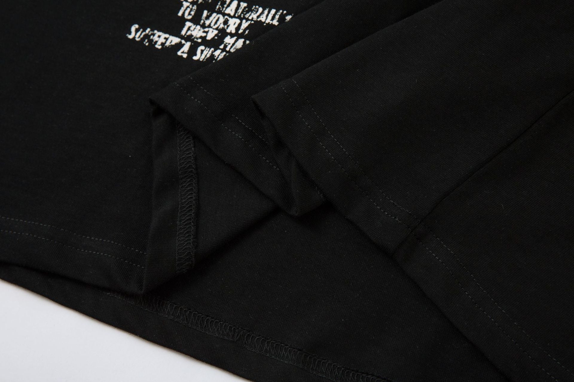 グラフィック重ね着風ロンT
SS-000705