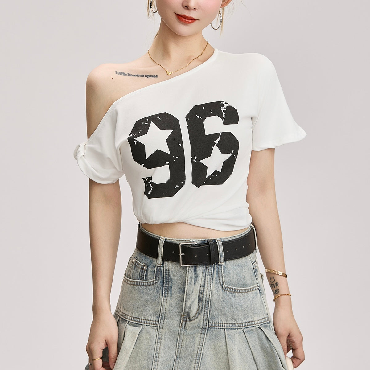 【2color】オフショルダー96プリントTシャツ 韓国トレンド スポーツミック SS-000222