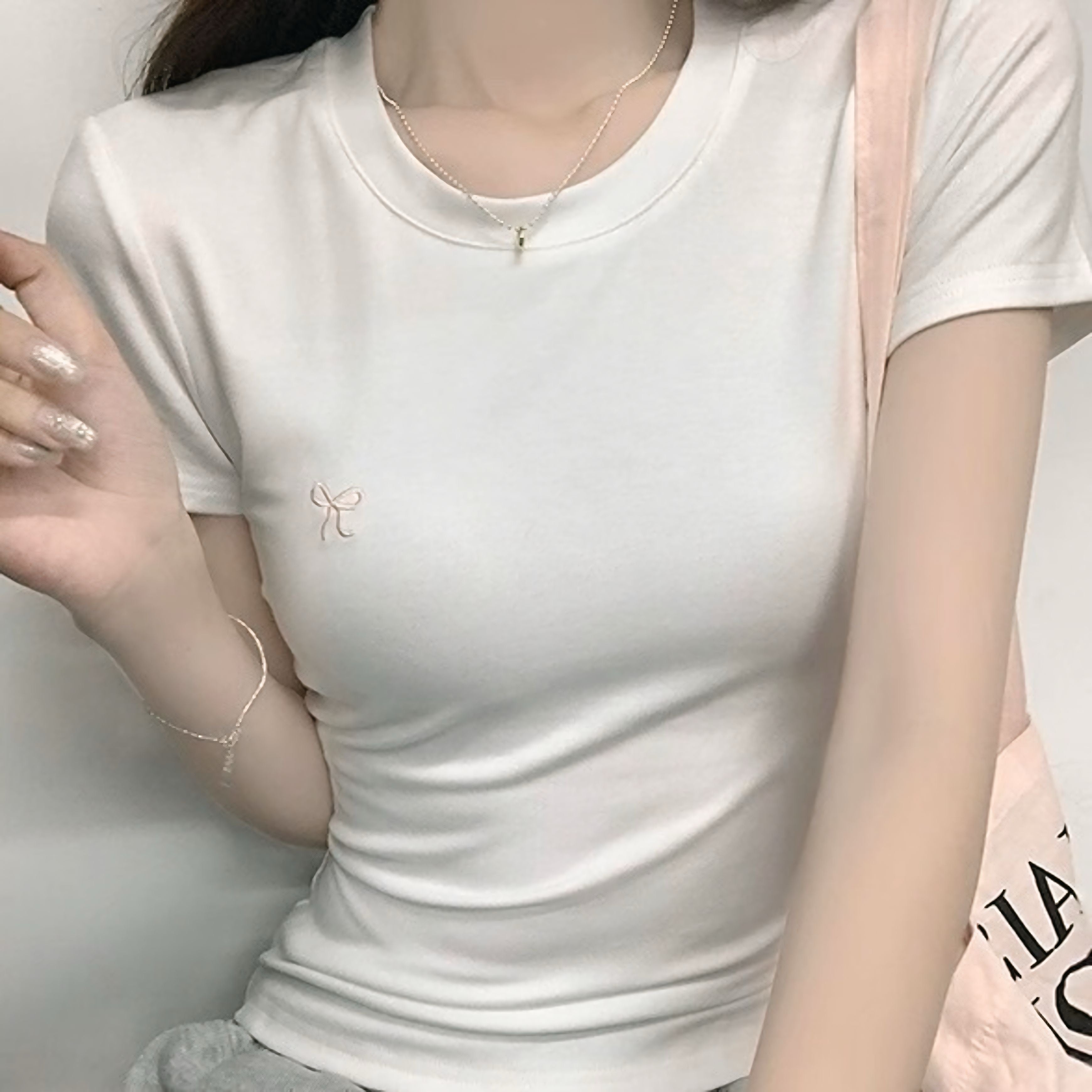 【4color】トレンド大人気 胸元ワンポイント TシャツSS-000182