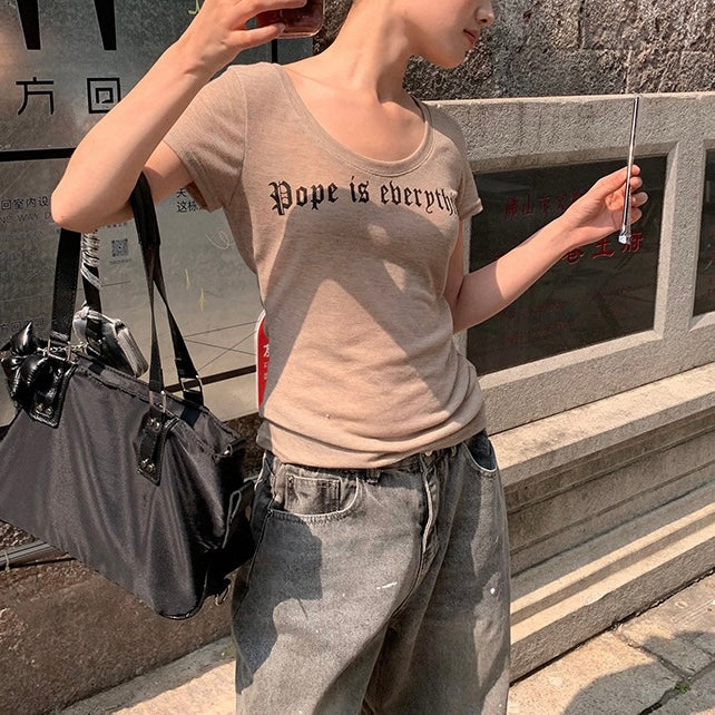 ロゴ入りスリムフィットTシャツ|背中ハートデザイン SS-000266