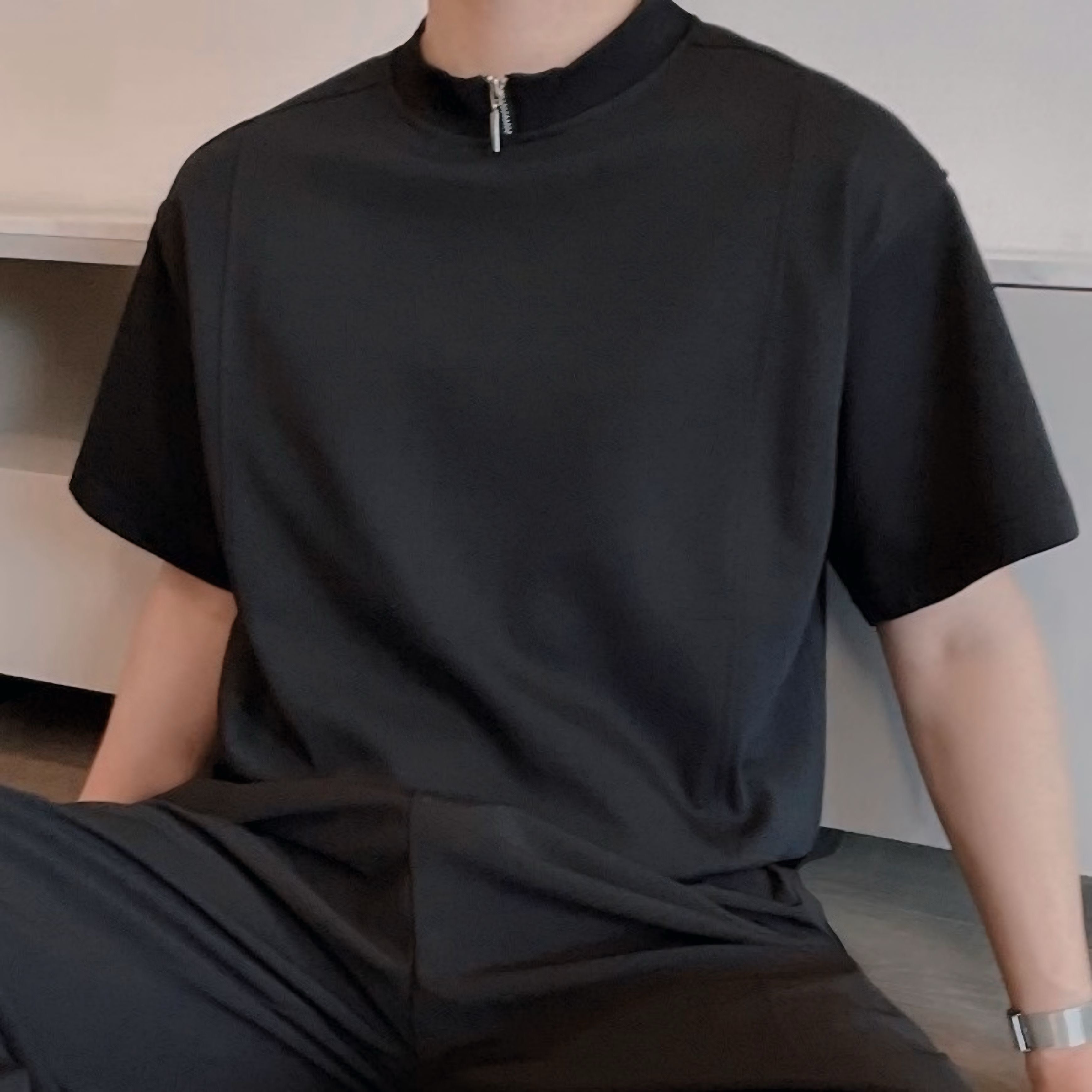 【2color】韓国風 モード系ハーフジップTシャツ SS-000127